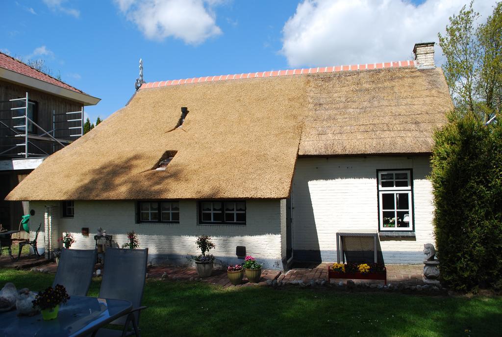 Vakantiehuis "It Koaihus" Jistrum エクステリア 写真