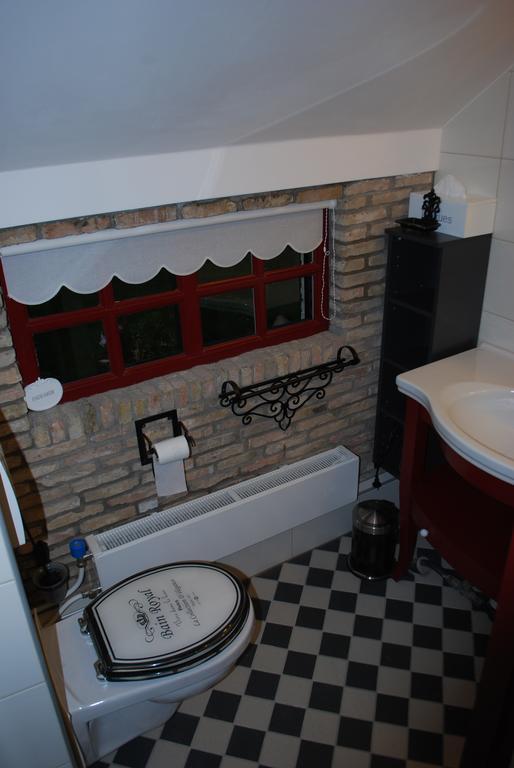 Vakantiehuis "It Koaihus" Jistrum エクステリア 写真