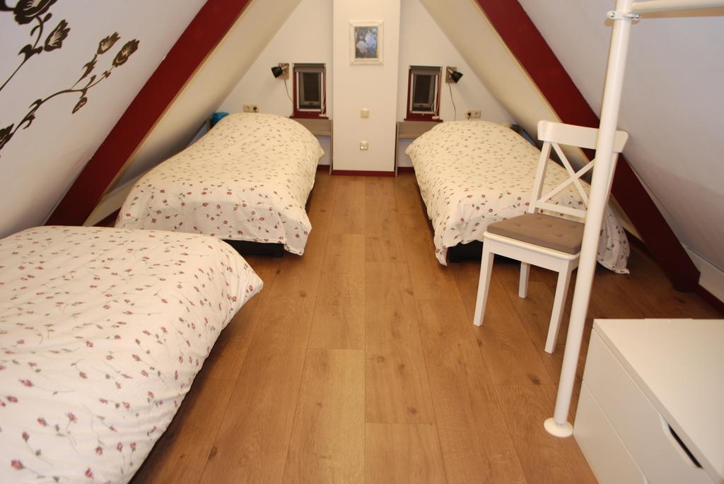 Vakantiehuis "It Koaihus" Jistrum エクステリア 写真